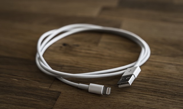 Výběr micro USB kabelů je poměrně široký